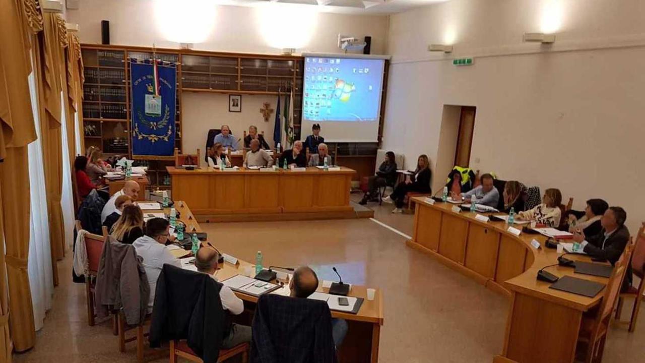 L’assessore defenestrato replica: contro di me accuse immotivate