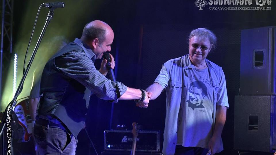 Artisti sul palco del Santomato Live a Pistoia