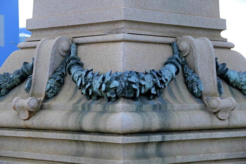 _8