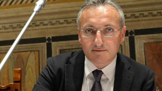 «Mio figlio fuori dalla giuria a causa di motivi politici»