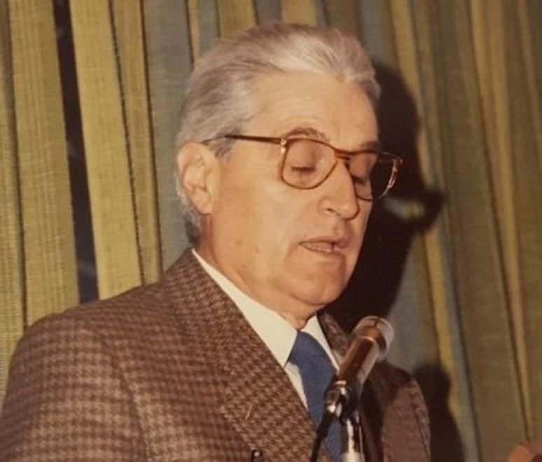 Addio all’ex primario Vico Carnesecchi