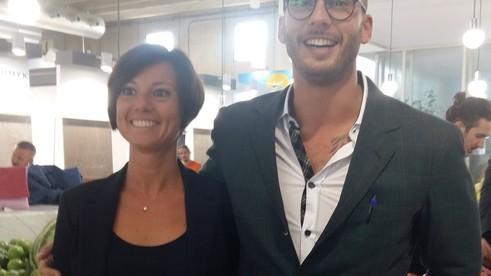 Divani, sedie design e orologi: gli oggetti d’arredo by Carrara