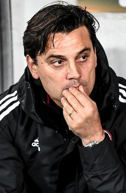 Milan, non si scherza più. Lazio a porte chiuse 