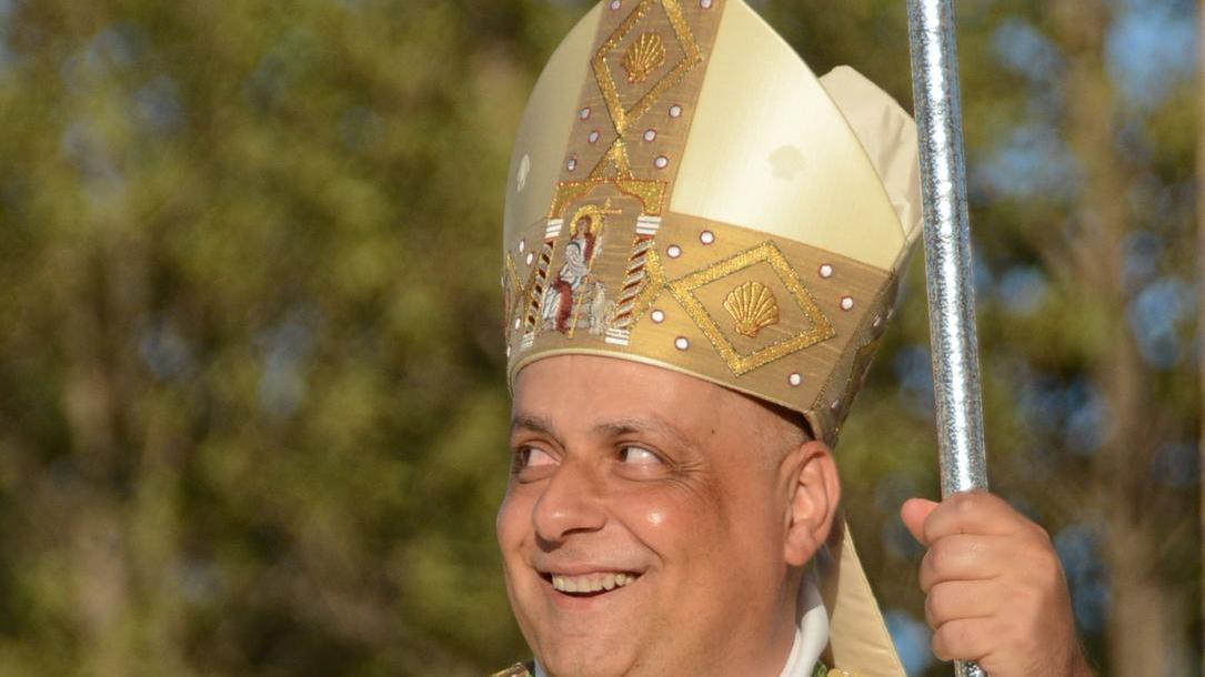 Il monsignore “social” attento agli ultimi