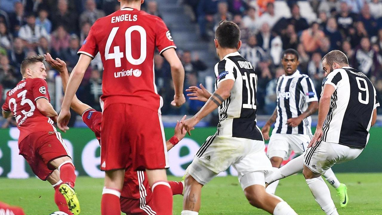 Higuain entra fa subito gol e la Juventus prende il volo