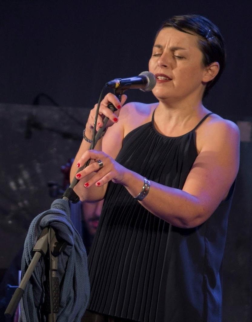 Il mondo e la musica interpretati e cantati dalle “Voci di Donna” 