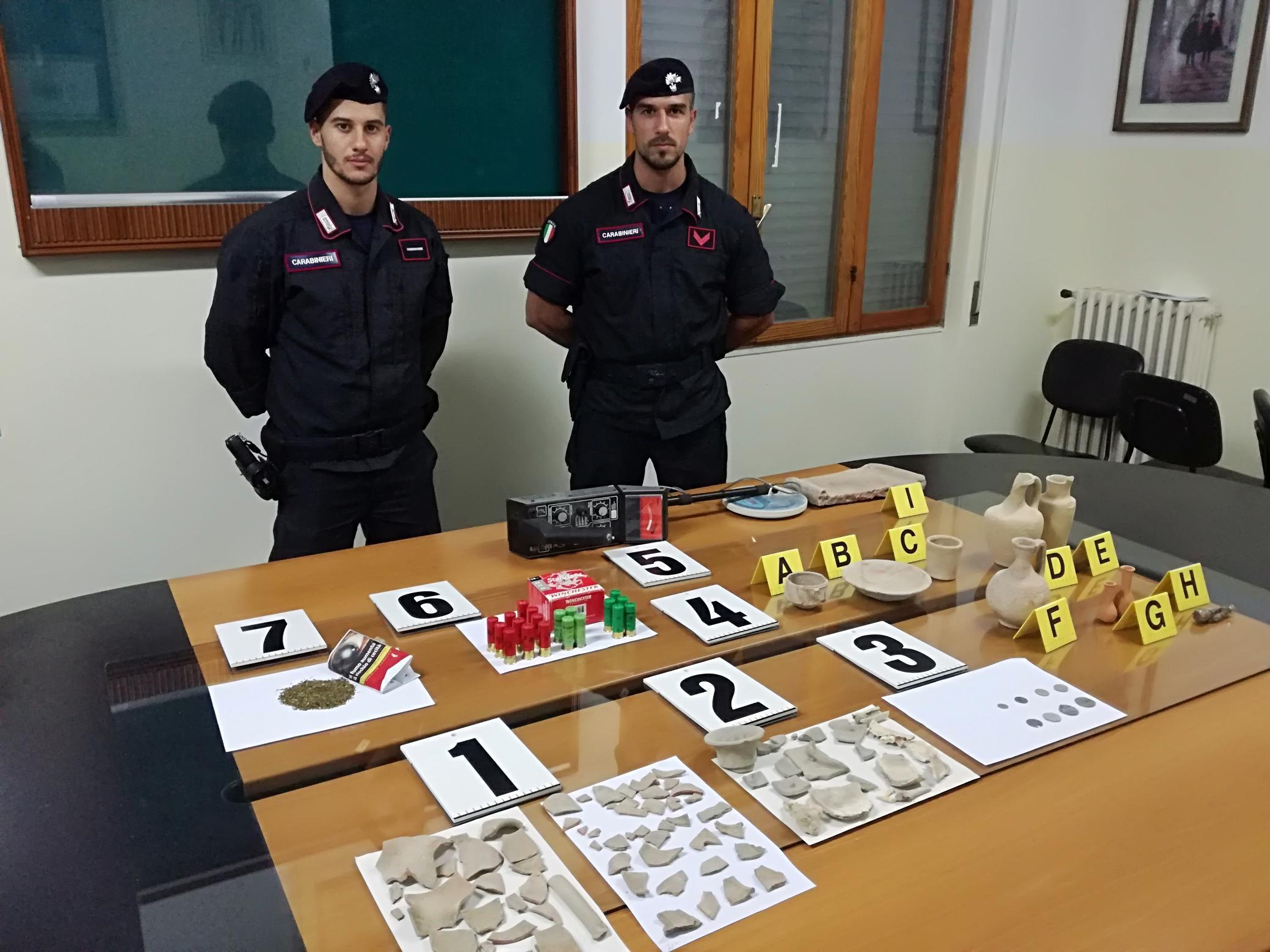 Il materiale sequestrato a Gergei