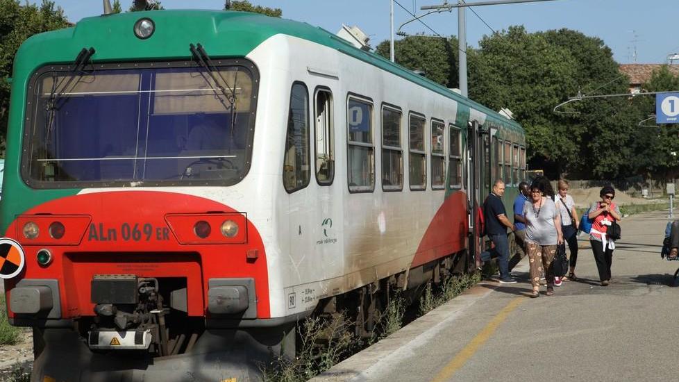 Reggio-Ciano nel caos per due ammalati