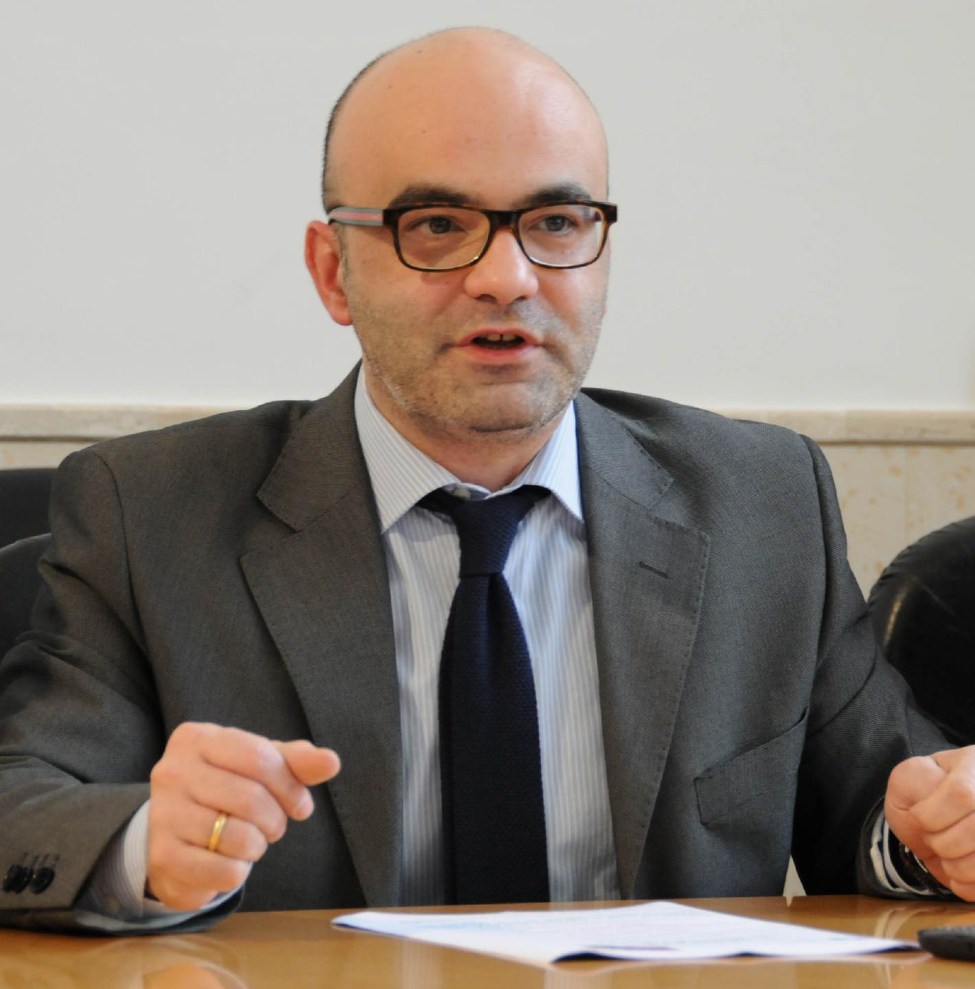 Oliena, la Regione sospende lo scioglimento del Consiglio