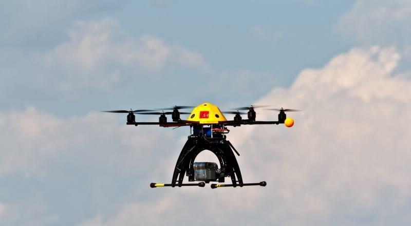 Drone al Duomo, pilota portato in questura
