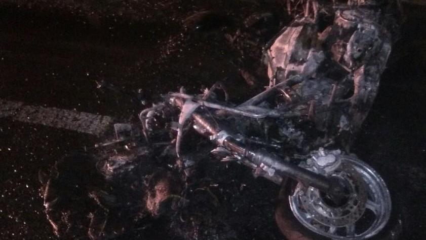 Si schianta con la moto Amputata una gamba
