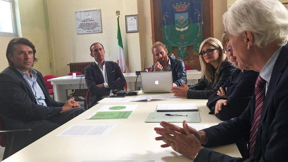 Sconti sulla bolletta dei rifiuti a chi li porta nei centri di raccolta 