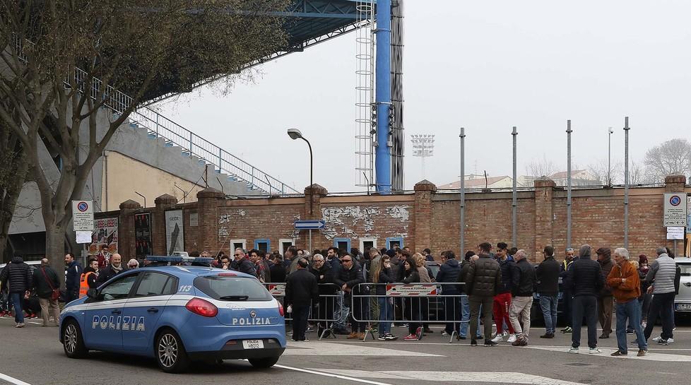 Domani scattano i divieti di sosta dalle 7 alle 20 