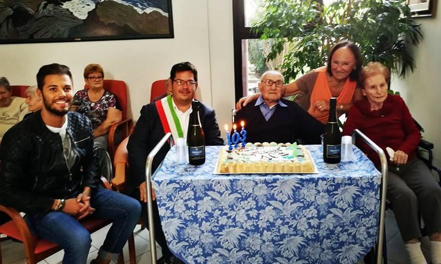 Nonno Carlo ha spento 103 candeline