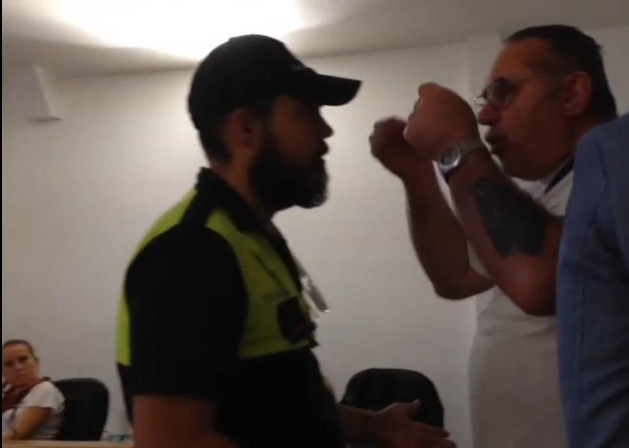 In aula esplode la rabbia dei senza casa 