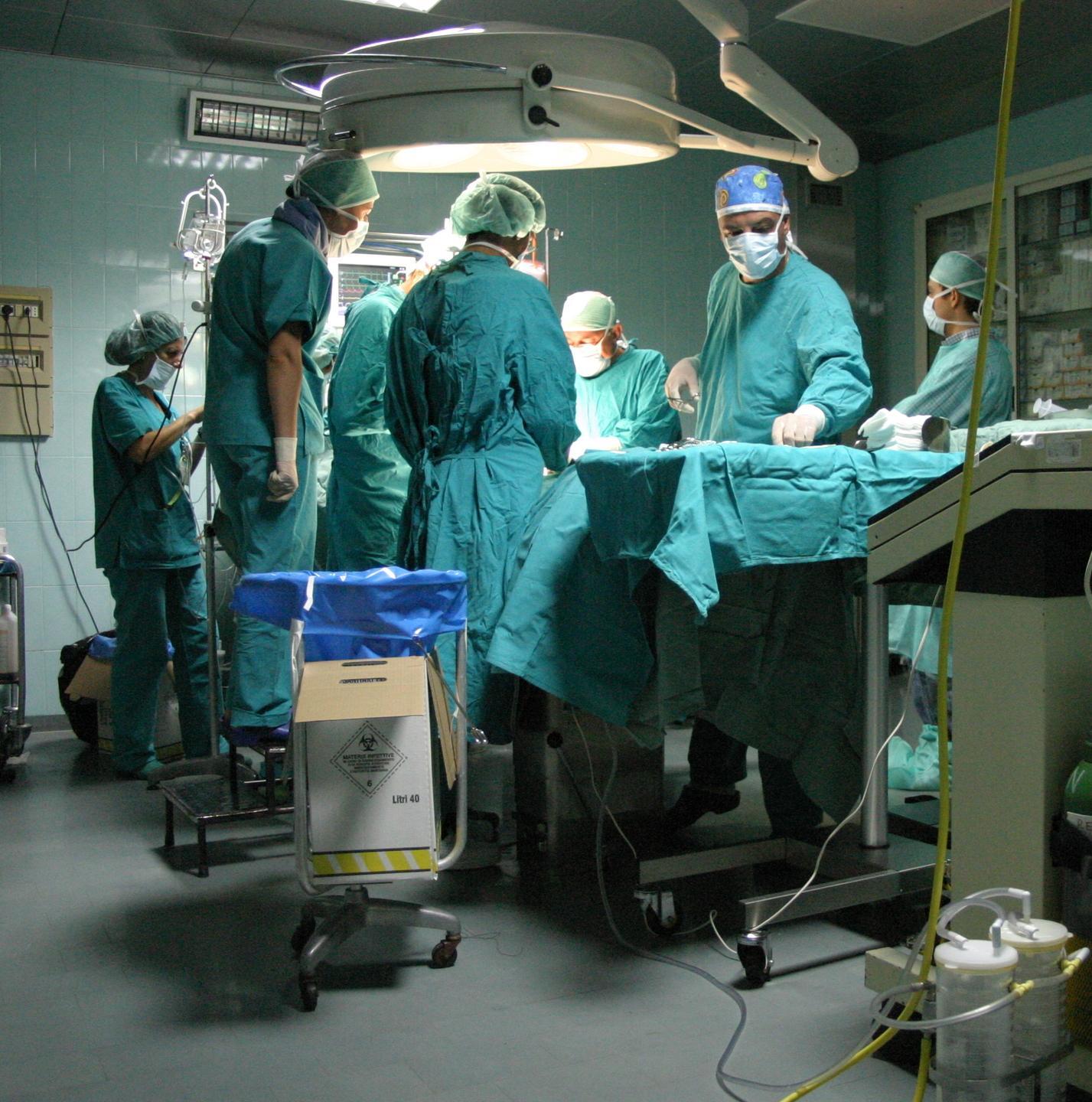 Sassari, a rischio la scuola di Neurochirurgia 