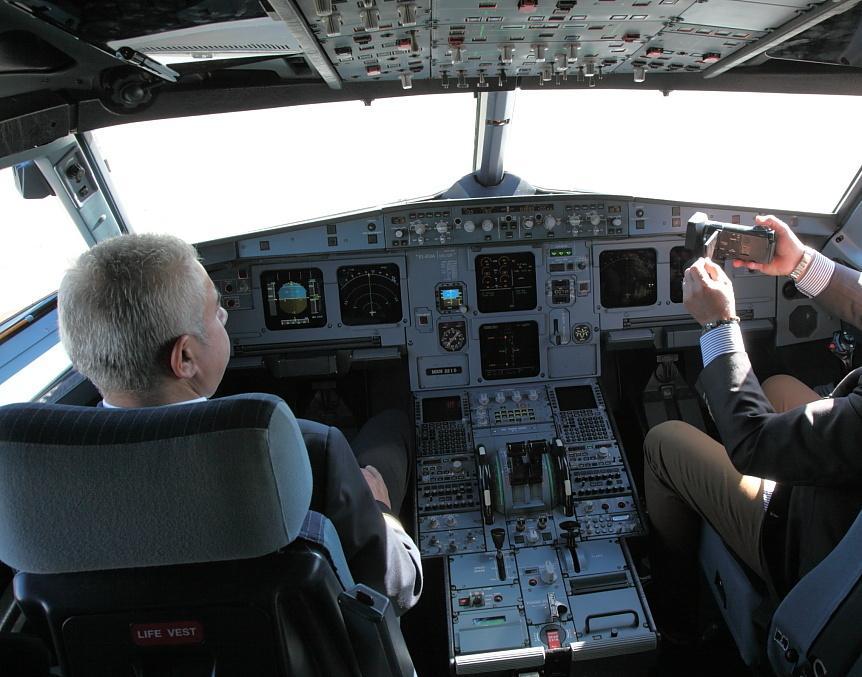 Un anonimo benefattore paga una licenza da pilota 