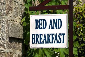 Lotta all’abusivismo ricettivo: sanzionati 30 bed and breakfast nel Nuorese