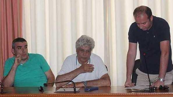 Bufera in Consiglio, le minoranze vanno via