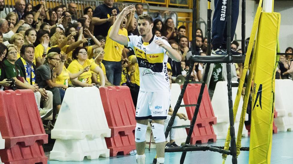 È subito Azimut show: Perugia travolta