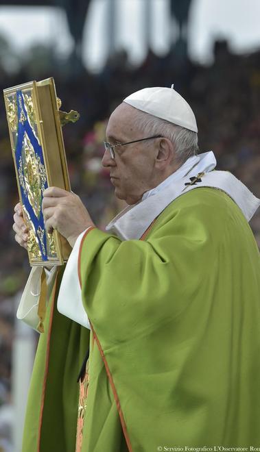 Bologna. Papa Francesco elogia il “modello emiliano” 