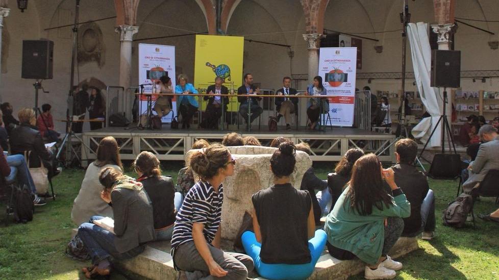 Allevamenti intensivi, una brutalità