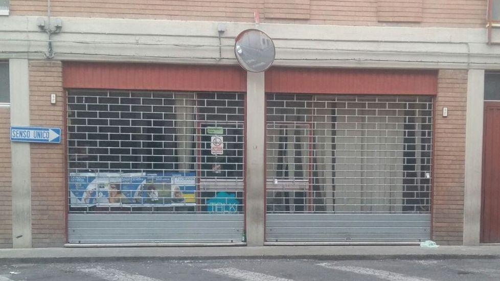 Firme contro il market del degrado