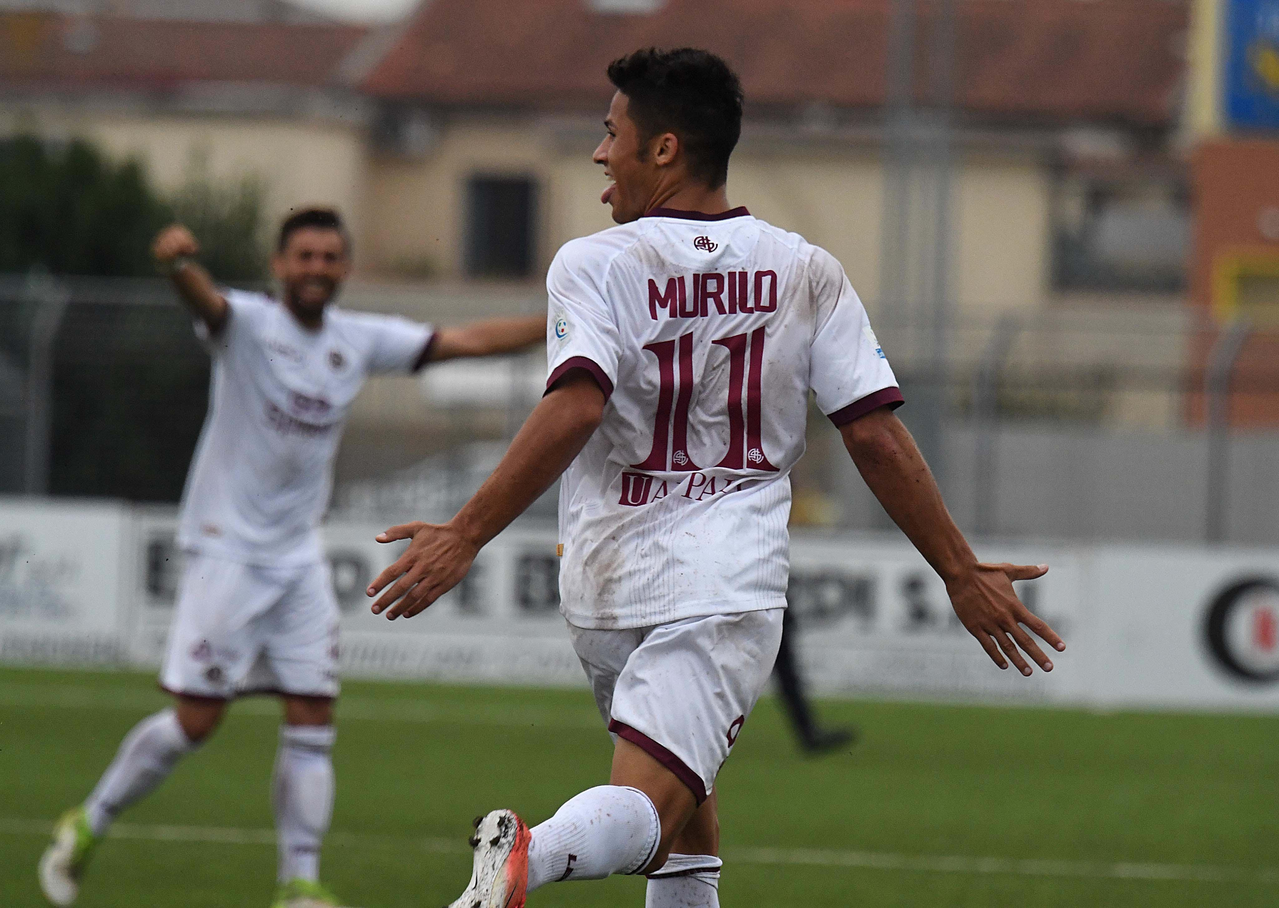 Pontedera-Livorno 2-3: urlo amaranto in un derby pazzesco