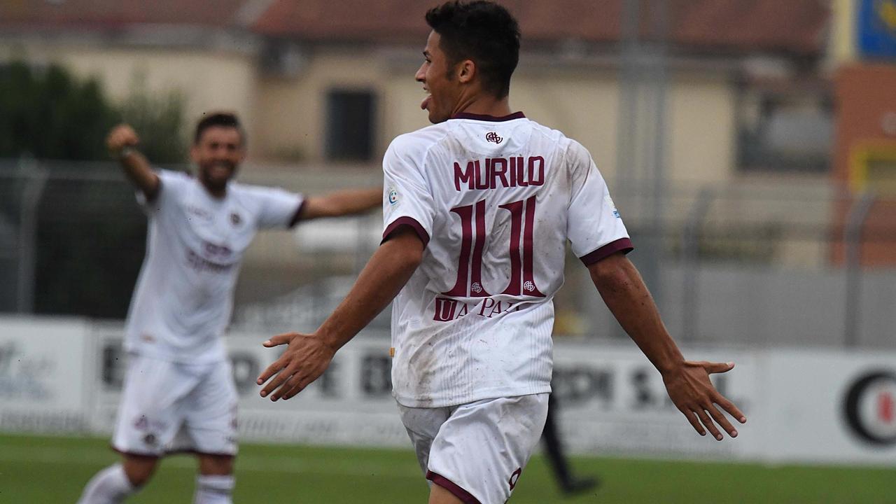 Pontedera-Livorno 2-3: urlo amaranto in un derby pazzesco
