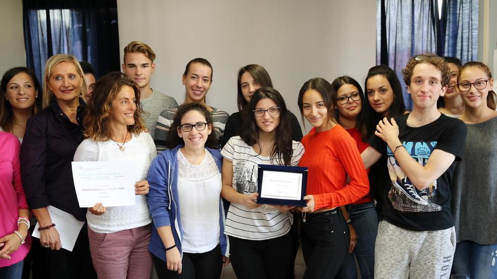 Fanno le scarpe e il business plan, premiati i ragazzi del Marchi-Forti