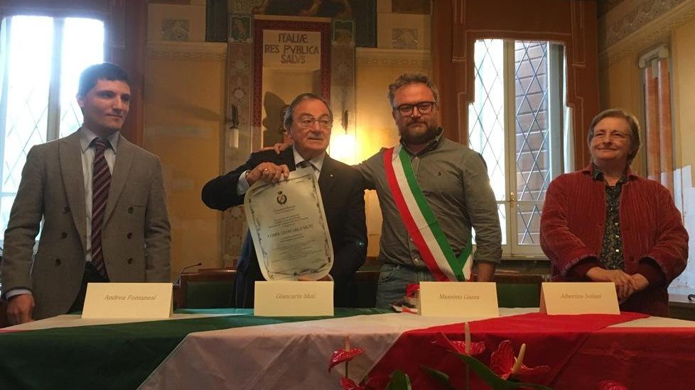 Cittadinanza onoraria a Muti per l’impegno nel volontariato