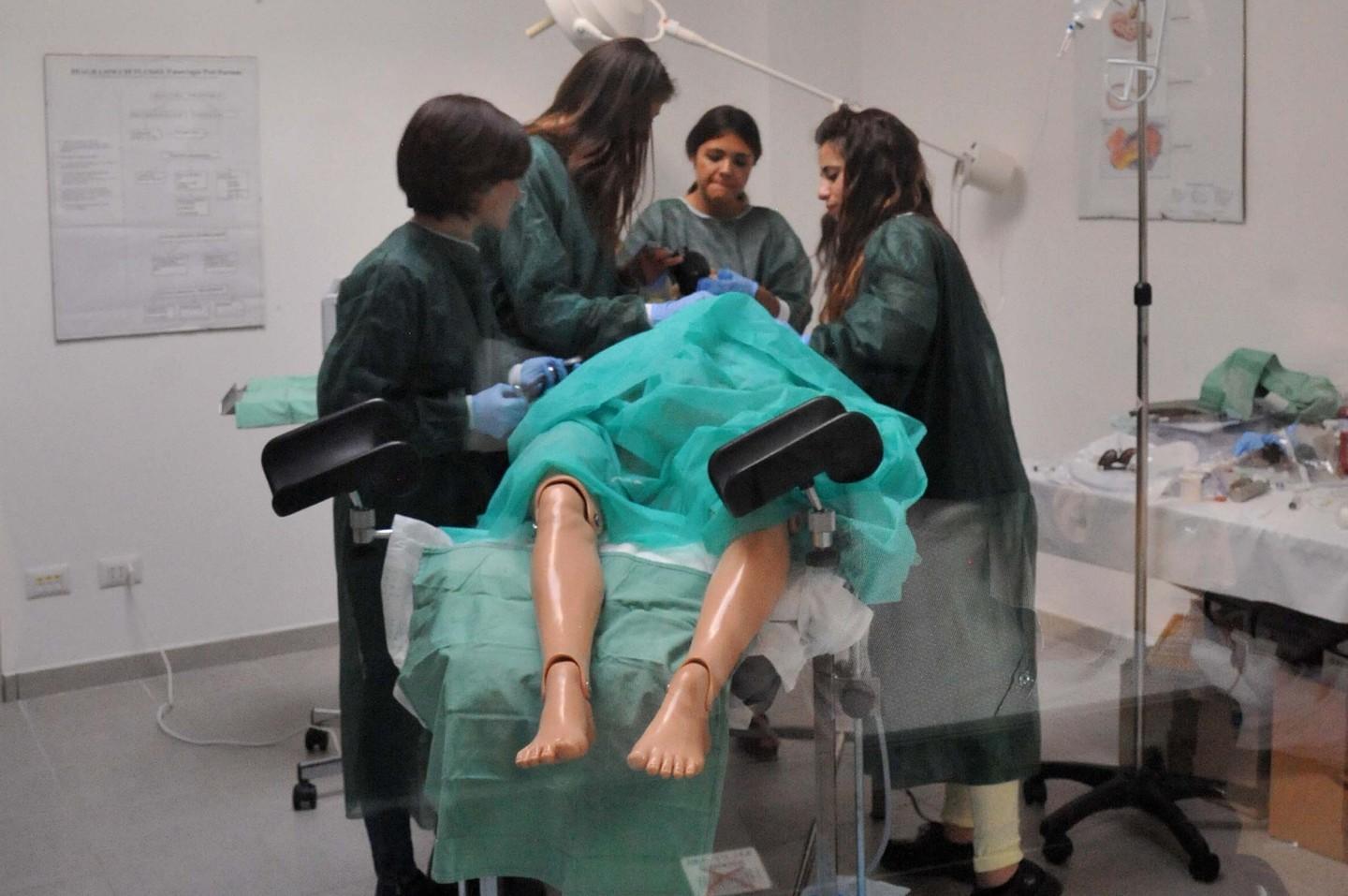 Emergenze in sala parto, ecco come vanno affrontate 