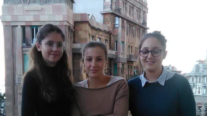 Violino, esame eccellente per Costanza e Sofiya