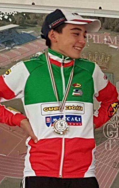 Scattato il Giro d’Italia: Spadoni e Bettuzzi tra i Top 10 a Numana
