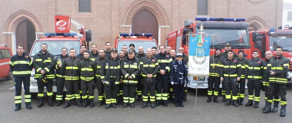 Donato un fuoristrada ai vigili del fuoco