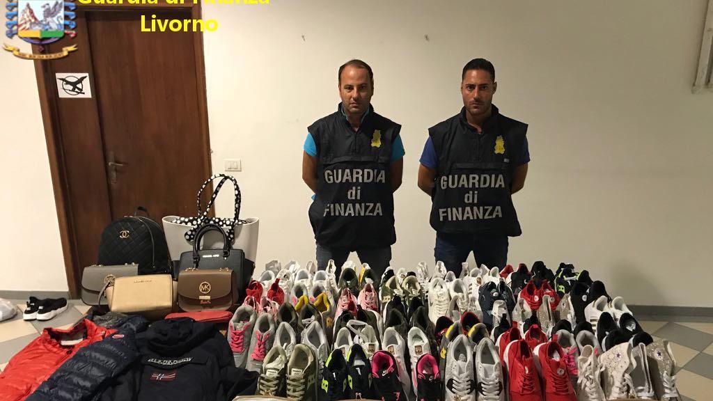 Contraffazione, un'estate di sequestri: 10 imprenditori nei guai, 467mila articoli tolti dal mercato