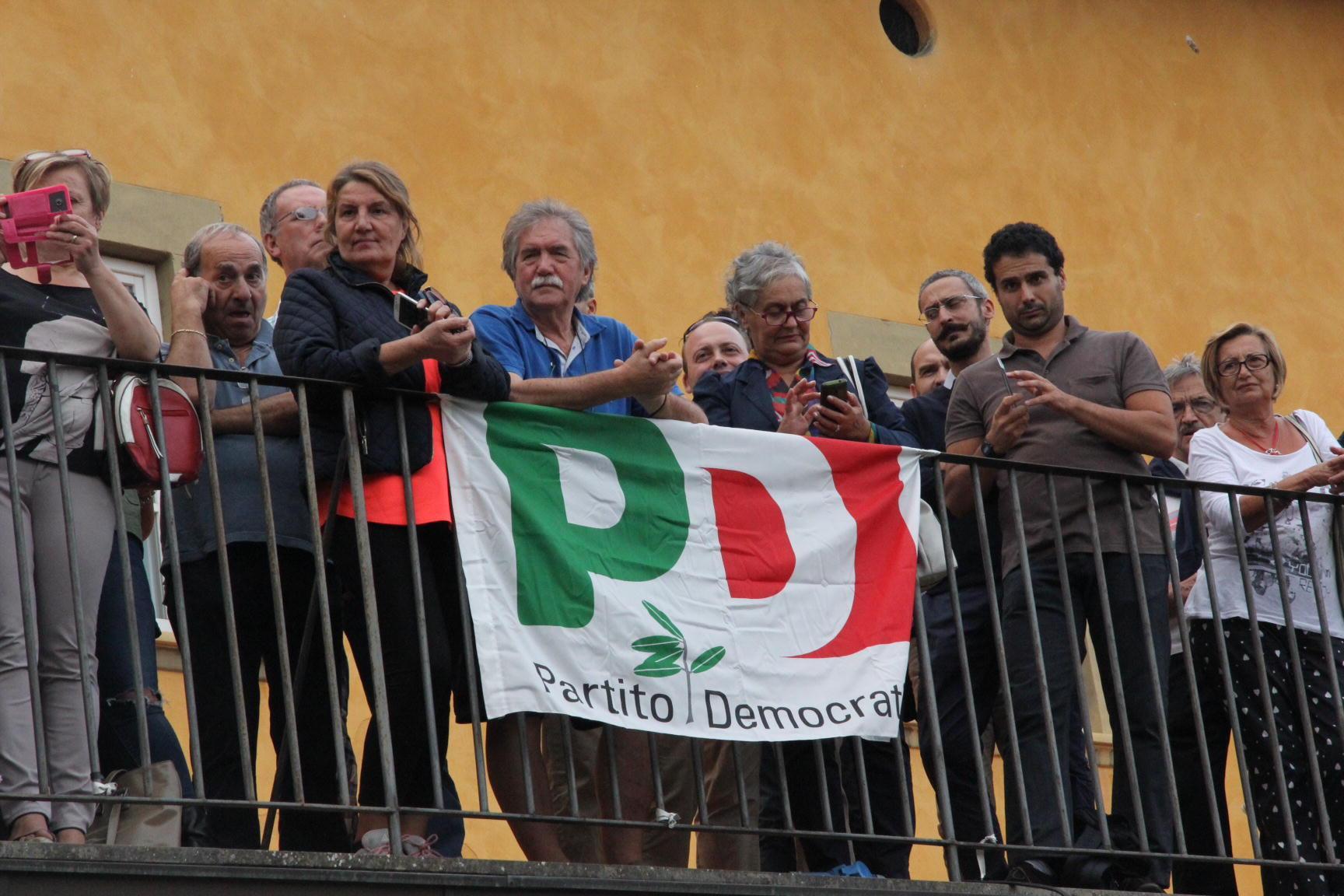 Una manifestazione del Pd a Prato