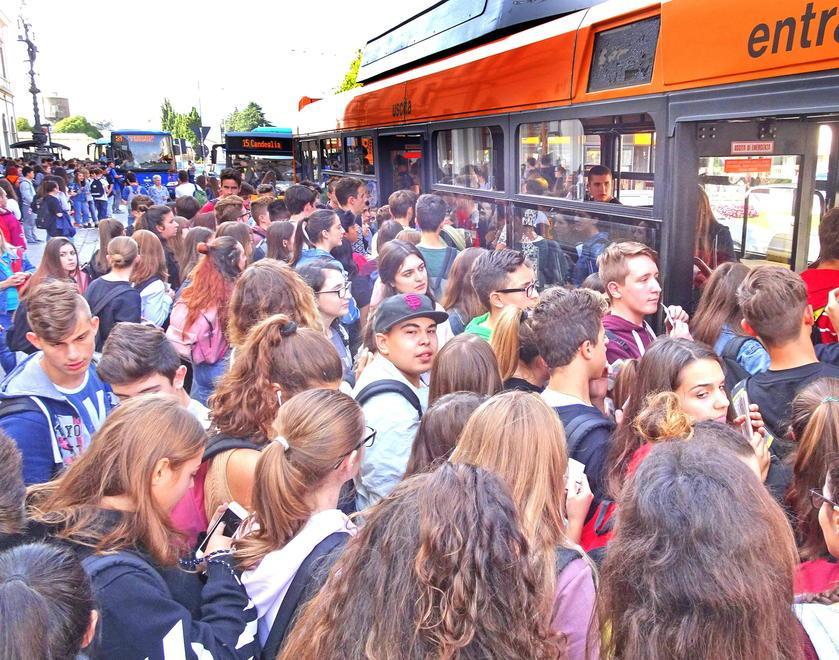 Il Copit ammette: "Non ci sono i soldi per autobus in più" 