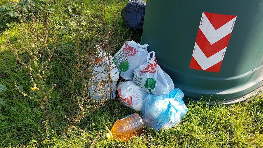 Gesti maleducati anche a Vicopisano