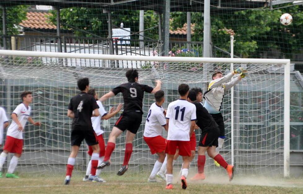 Juniores Cecina, boccata d’ossigeno dopo un inizio pieno di difficoltà