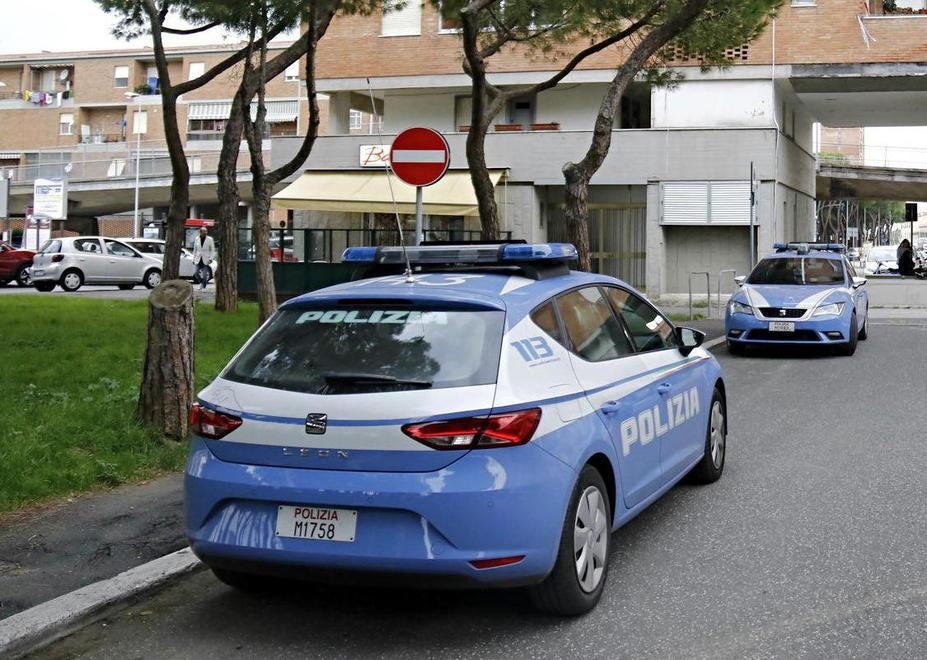 Trovato morto in casa dopo una settimana: l’allarme dai vicini 
