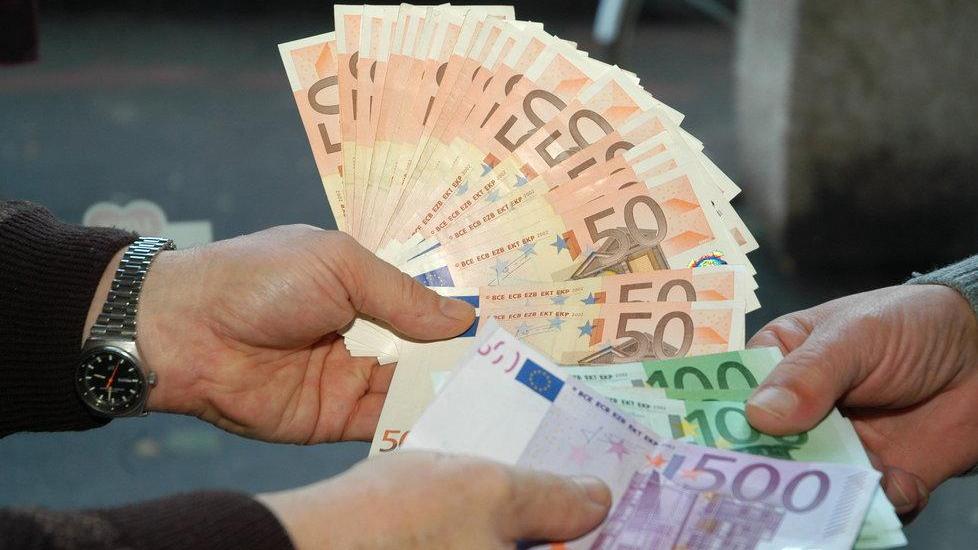 «I soldi? Persi in borsa dal vicedirettore»