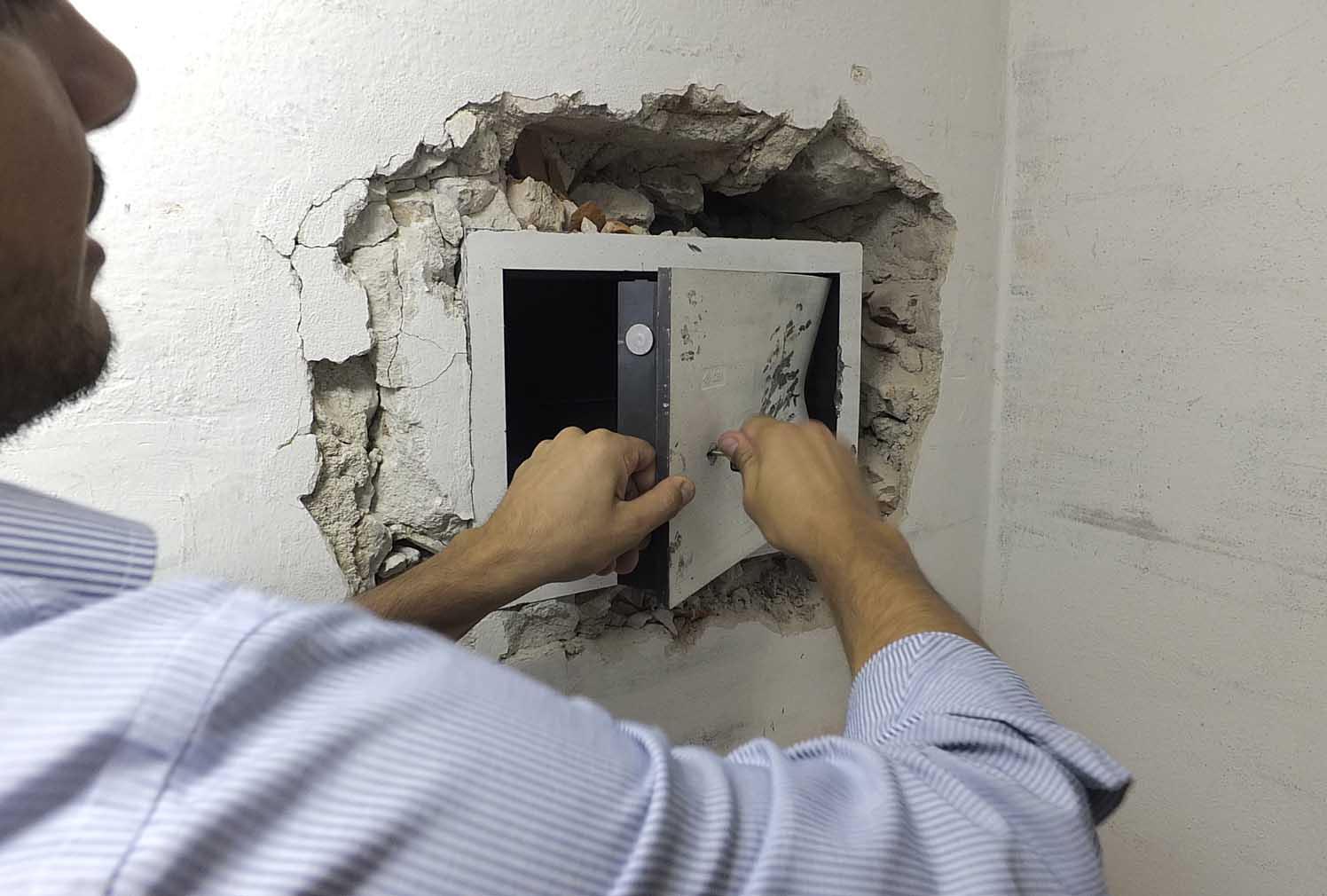 Smurano una cassaforte ma è vuota
