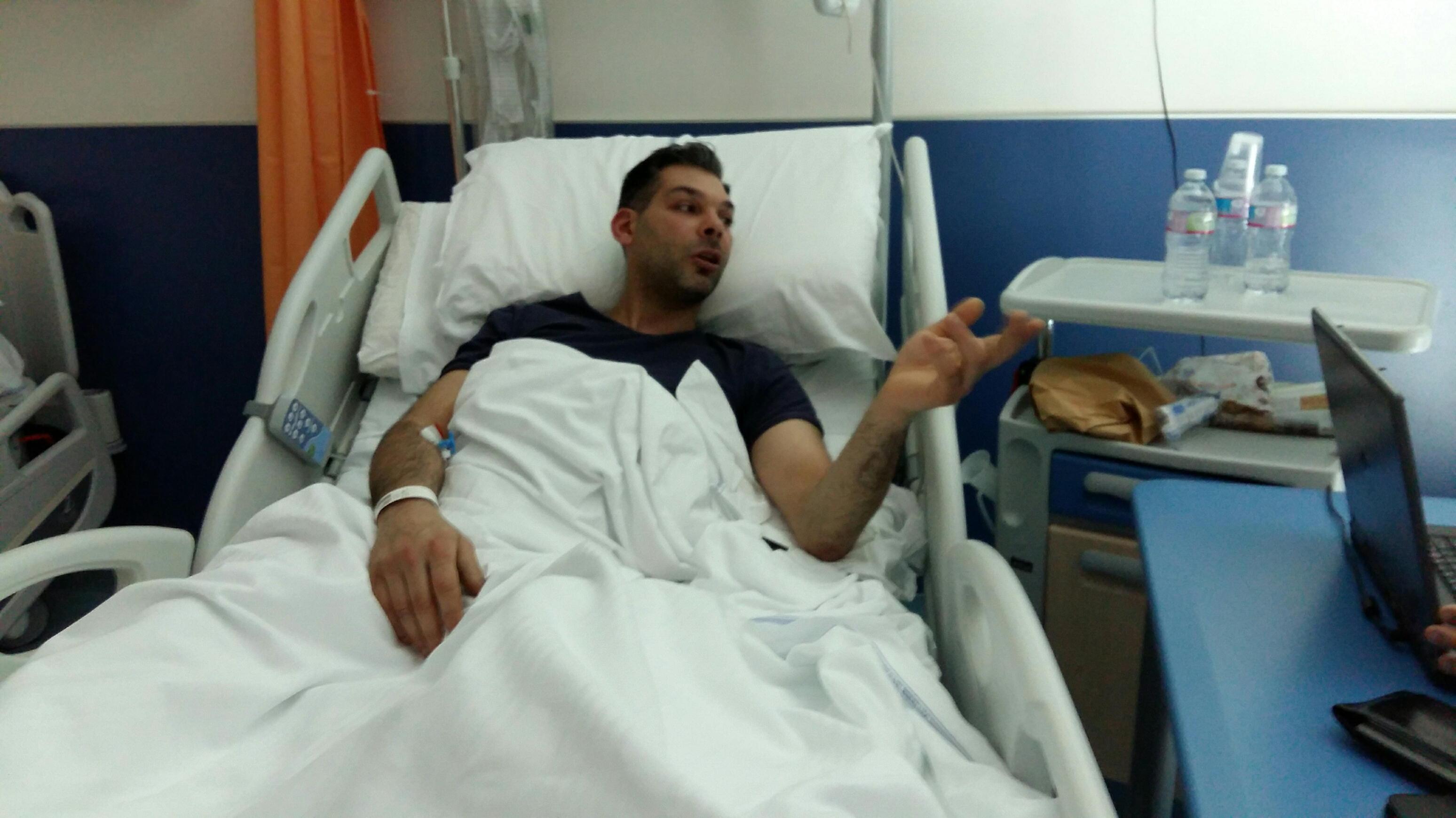 Lorenzo Meoni, figlio della fioraia di via Zarini, ferito nella rapina