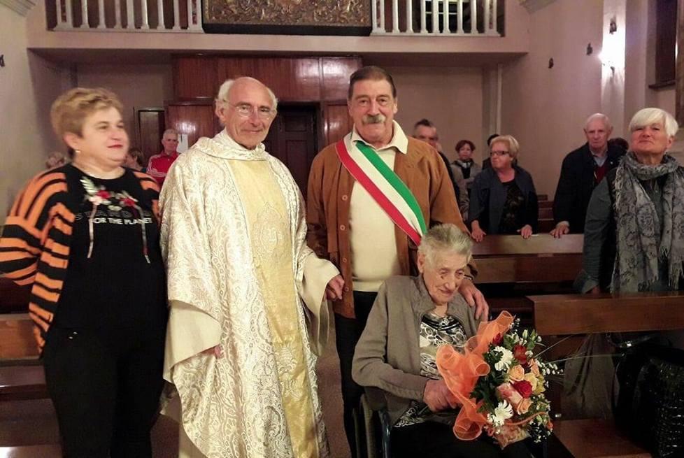 Molazzana in festa per i 106 anni di Gilda
