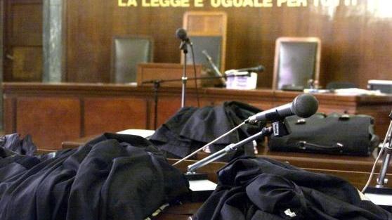 Inseguimenti in auto, violenze e minacce: in carcere 39enne