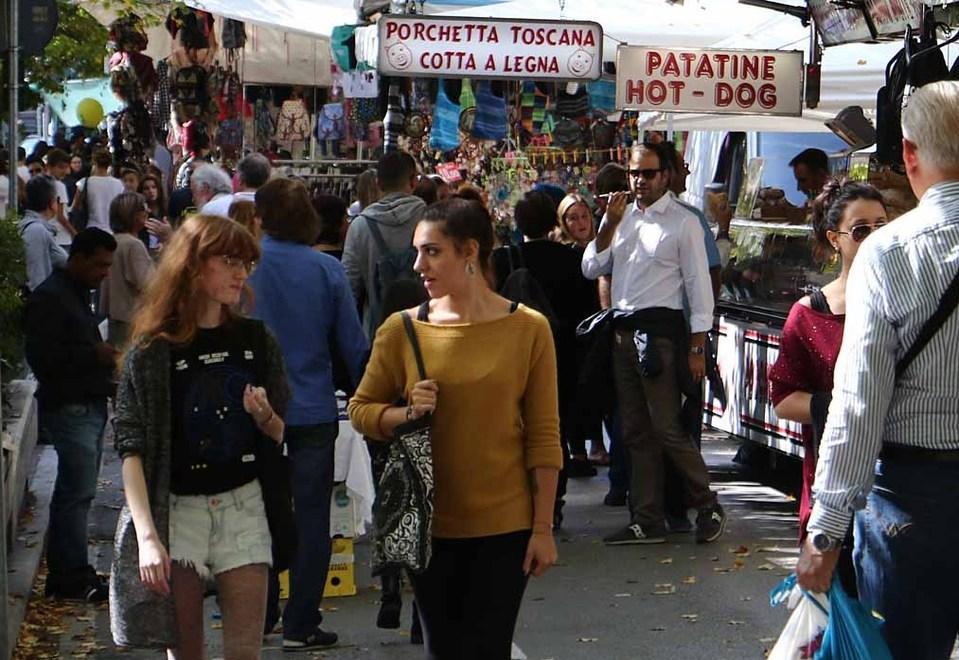 La città invasa per la fiera: e ci sono anche gli asinelli 