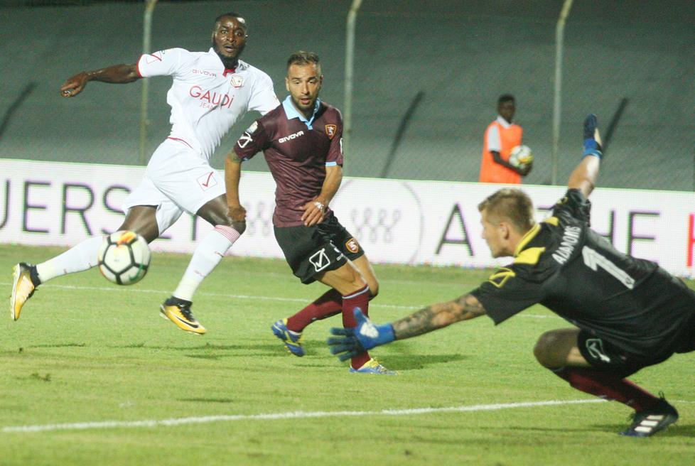 Calabro si è convinto Tornerà alle 2 punte con Mbakogu e Nzola 