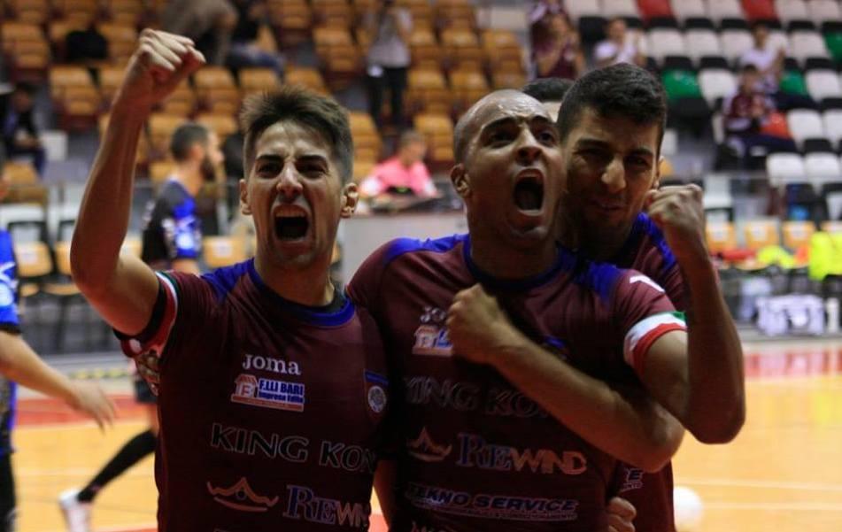 Un Kaos irriverente batte anche i campioni d’Italia 