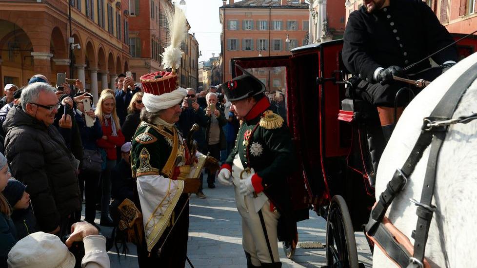 Piazza Roma, domenica “Tornano i mercanti”